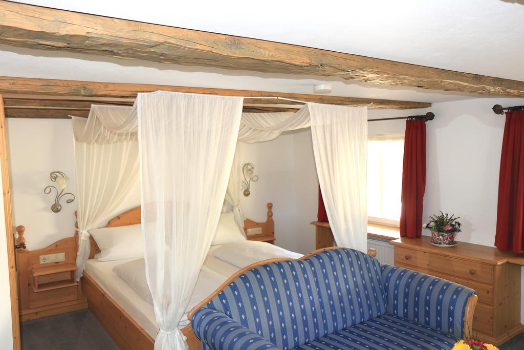 Hotel Landgasthof Adler Altenrond Номер фото
