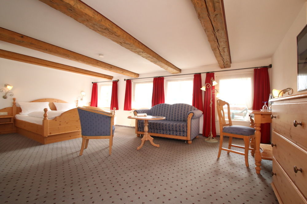 Hotel Landgasthof Adler Altenrond Экстерьер фото