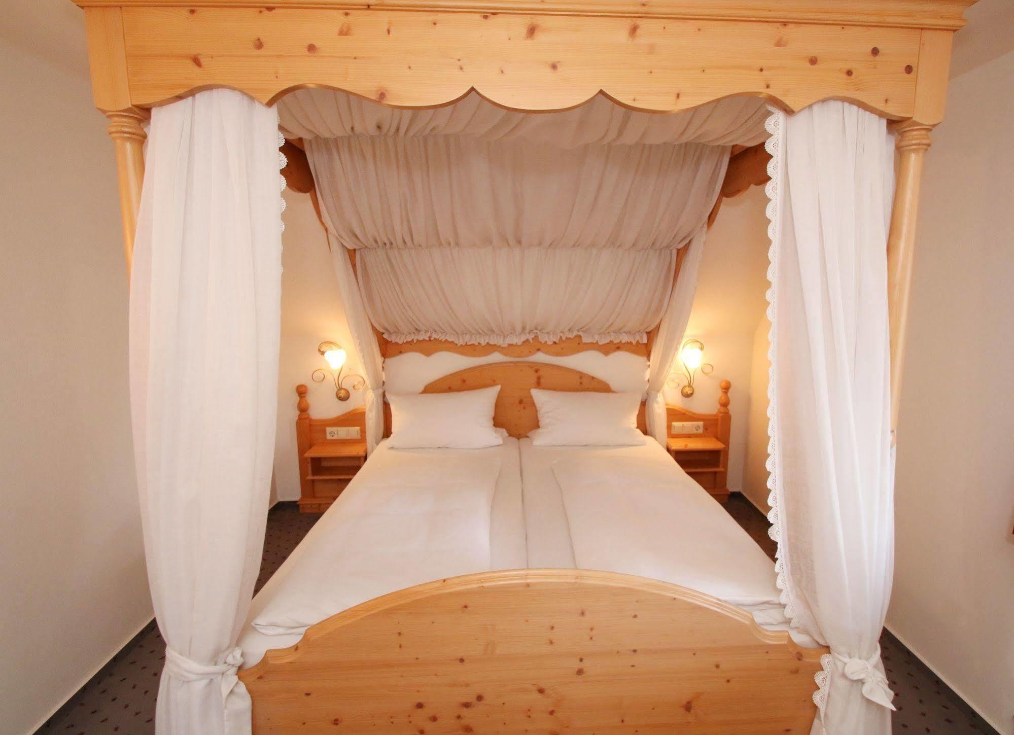 Hotel Landgasthof Adler Altenrond Экстерьер фото